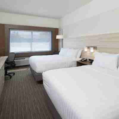 Holiday Inn Express & Suites Michigan City Rooms