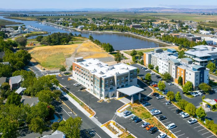 Holiday Inn Express & Suites SUISUN CITY by IHG