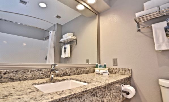 Holiday Inn Express CLEVELAND DOWNTOWN by IHG