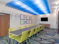 Holiday Inn Express & Suites PHOENIX - AIRPORT NORTH by IHG Hotels near Camelback East
