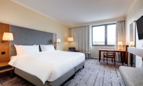 Radisson Blu Waterfront Hotel, Jersey