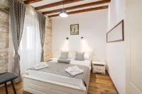 Stephane City Vibe Suites - Double Room