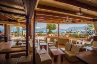 Kiani Akti Hotels in Markopoulo