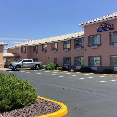Baymont Inn & Suites by Wyndham Holbrook