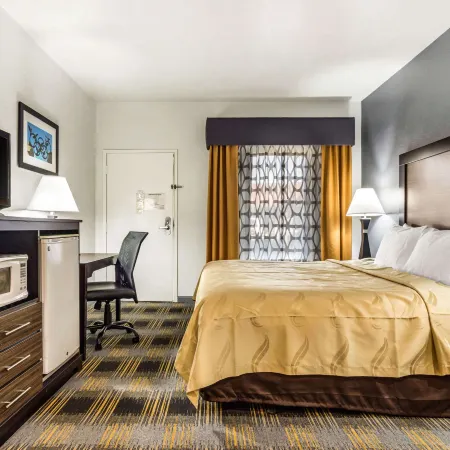 Quality Inn Near Six Flags Douglasville