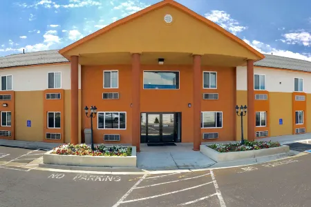 Quality Inn Price Gateway to Moab National Parks Отели в г. Карбон Каунти