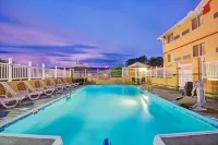 Super 8 by Wyndham Independence Kansas City Hotel di Independence