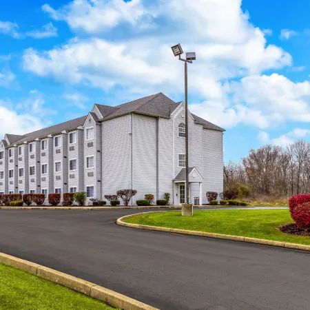 Quality Inn & Suites North Lima - Boardman
