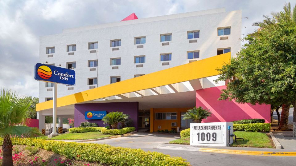 Comfort Inn Monterrey Valle