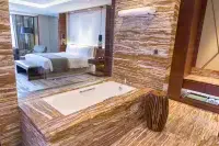 Marco Polo Ortigas Manila - Hot Tub