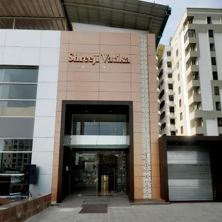 Hotel Shreeji Vatika-Airport Road