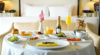 The Kahala Hotel & Resort - breakfast