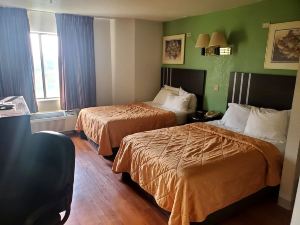 Pleasant Stay Inn & Suites