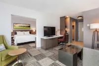 Hilton Garden Inn Davis Downtown - spa