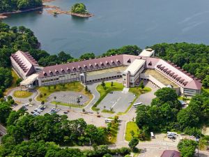 Urabandai Lake Resort Goshiki No Mori