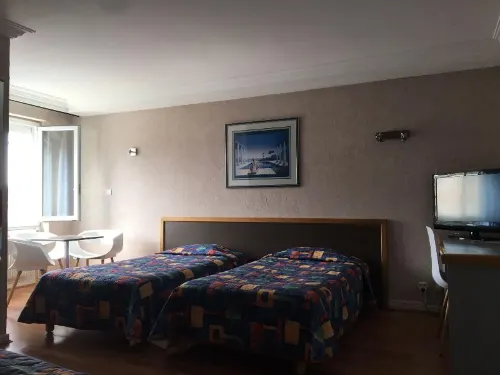 Val de Saone Hotel