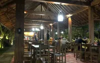 Blarak Villa Hotel a Purwosari