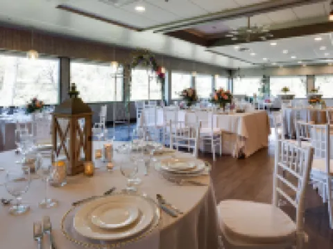 Holiday Inn MILWAUKEE RIVERFRONT by IHG Hotels in Milwaukee