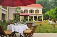 Le ROI Corbett Resort