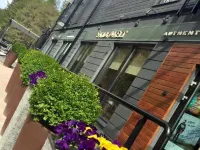 Sandy Kelt - Irish House Apartments Hotels in Kalajoki