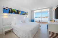 Iberostar Waves Bouganville Playa Hotels in Costa Adeje