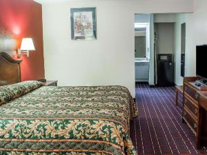 Quality Inn Henderson I-85