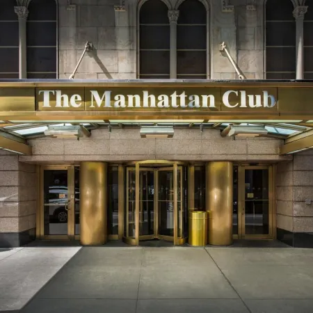 The Manhattan Club Отели рядом с достопримечательностью «Культурный центр Линкольн-центр»