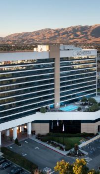 Hotels near Louis Vuitton Santa Clara Valley Fair, San Jose (from  SGD71/night)