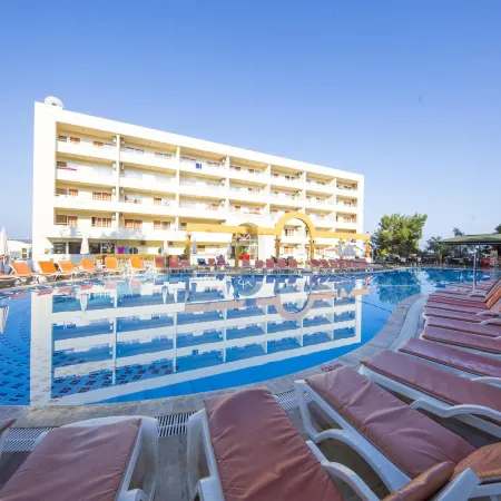Tuntas Family Suites Kusadasi