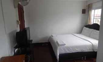 Mixok Inn - Housity