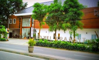 Hotel Transit Pasuruan - Housity