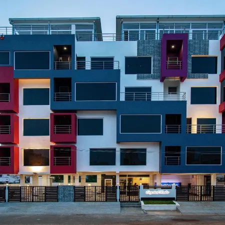 Crystal Lake Suites