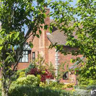 Champneys Springs Hotel Exterior