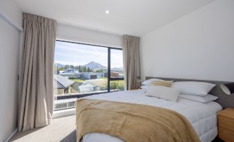 Alpine Junction Townhouse Apartments, Lodge & Hotel - Housity
