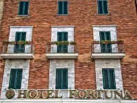 Hotel Fortuna Hotels near Ancona Harbour