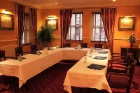 The Glendalough Hotel - parkir
