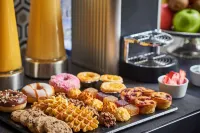 Hotel Campanile Paris 12 - Bercy Village - Morgenmad