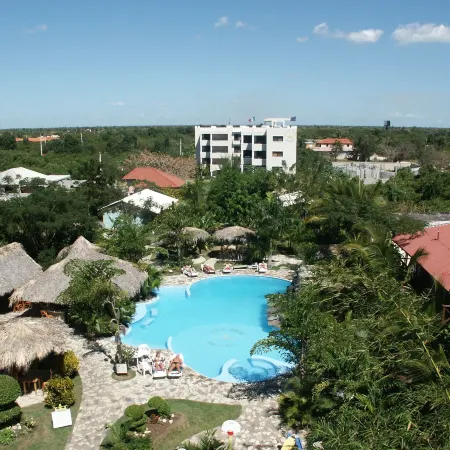 Plaza Real Resort