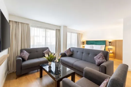 โรงแรมเบสท์เวสเทิร์นพลัสคาซาบลังคาซิตี้เซ็นเตอร์