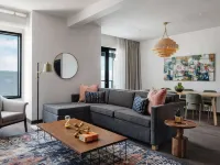 Origin Austin, a Wyndham Hotel Hotels near Patterson Park