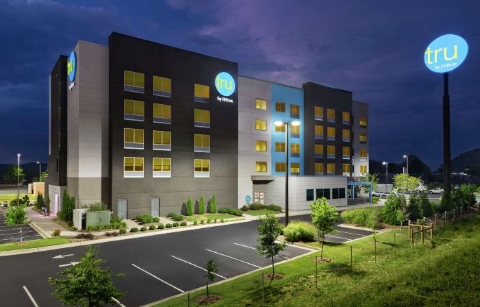 Tru by Hilton Ringgold