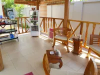 Whiterose Guesthouse Hotels in Batu Layar