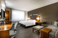 Yerevan Place Hotel Hotels near Ֆրանսիայի հրապարակ