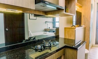 Stunning and Comfortable Studio at Transpark Bintaro Apartment