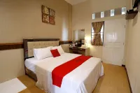 RedDoorz Plus Near Universitas Sumatera Utara Hotels near Indonesian Methodist University, Campus II