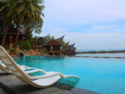 巴塔姆海景假日酒店 農薩酒店