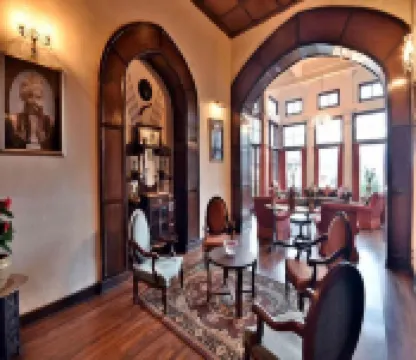 The Palace Balvedere Hotels in Nainital