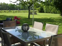 La Vigneraie de Laura Hotels in Sainte-Colombe