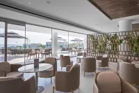 Paramount Hotel Apartments
