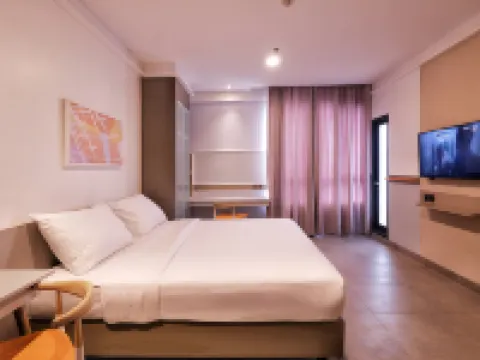 Joylive BSD City Hotels in Pagedangan